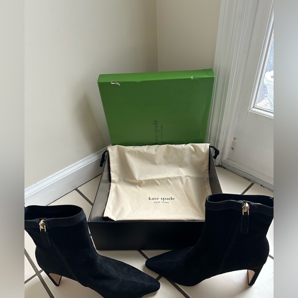 NWB Kate Spade Down Under Stretch Suede Booties - Size 7 - Picture 5 of 16